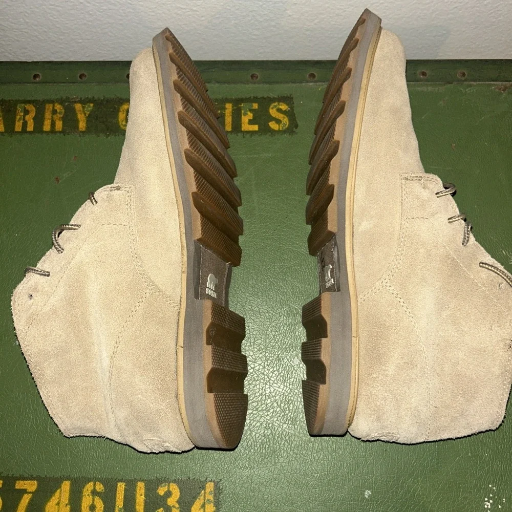 Sorel Madson II Chukka Waterproof Suede Boots Mens 8.5 Beige Tan